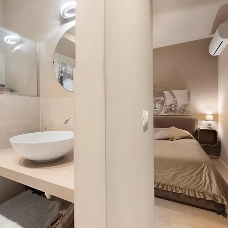 Appartement A Due Passi Dal Teatro *